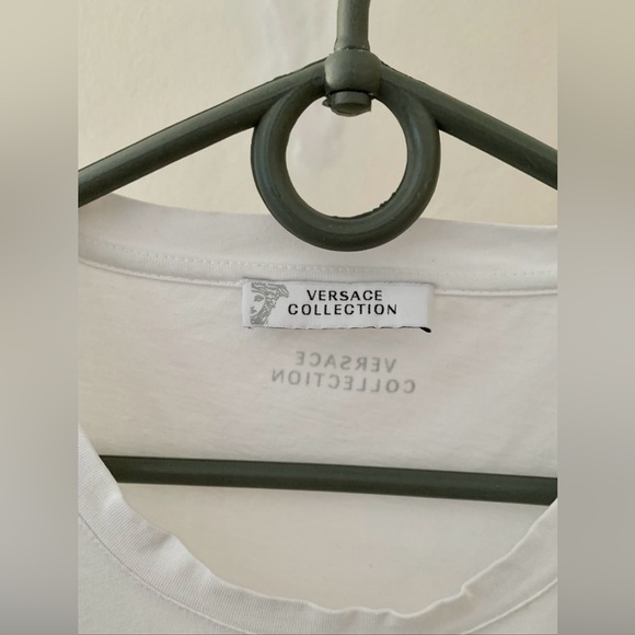 Versace t-shirt - Picture 2 of 9